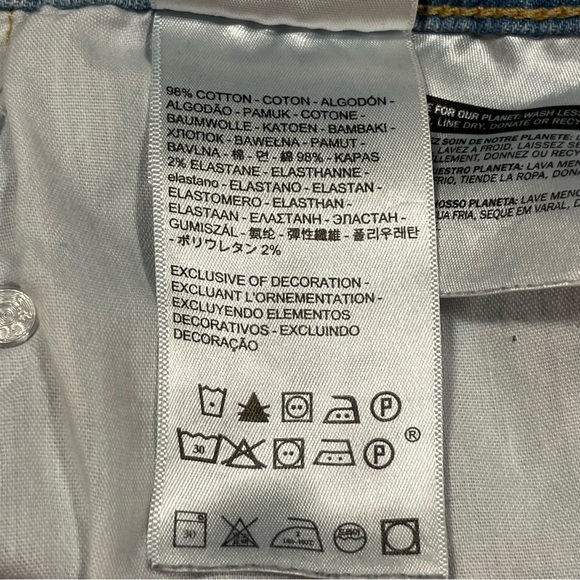 Levi’s Wedgie Skinny Distressed Light Wash Jeans 28 - Picture 11 of 15